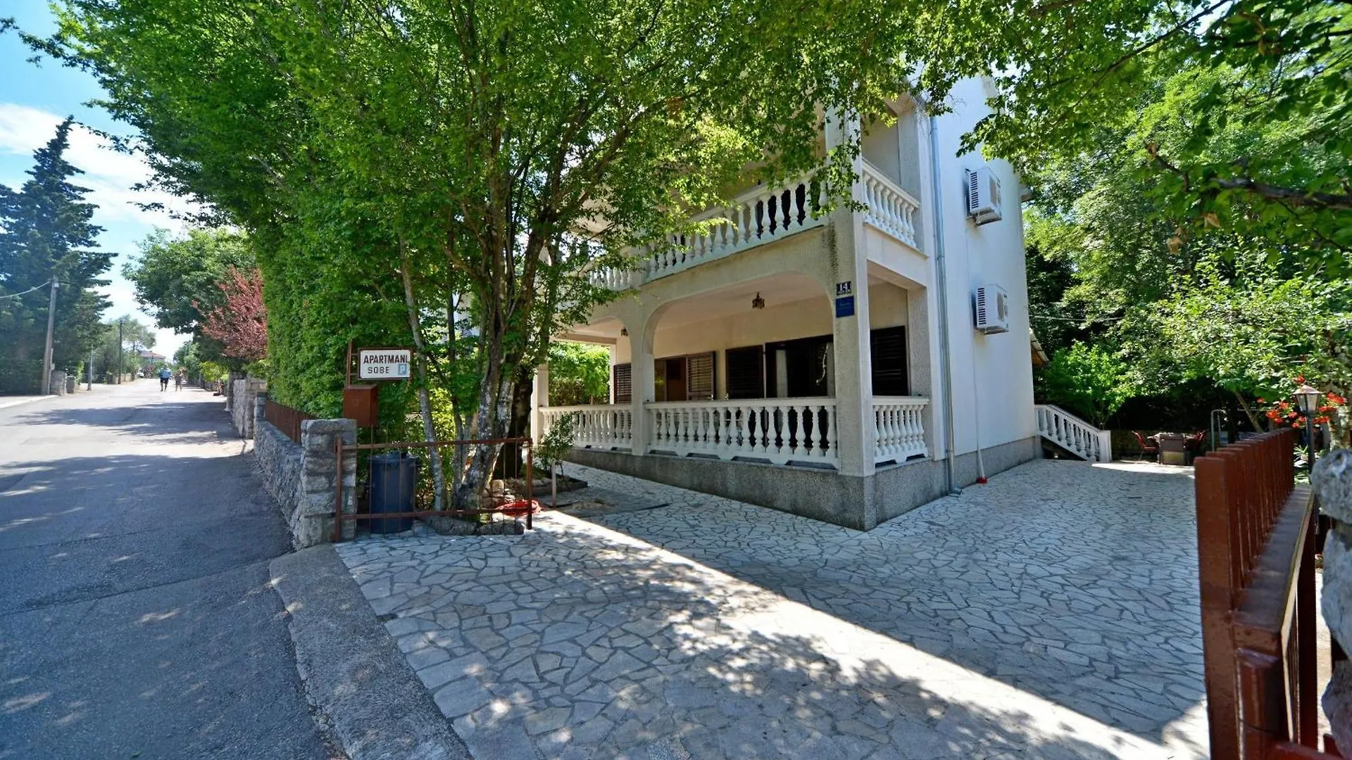 Gemuetliches Studio Apartment Fuer 2 Personen In Malinska Croatia